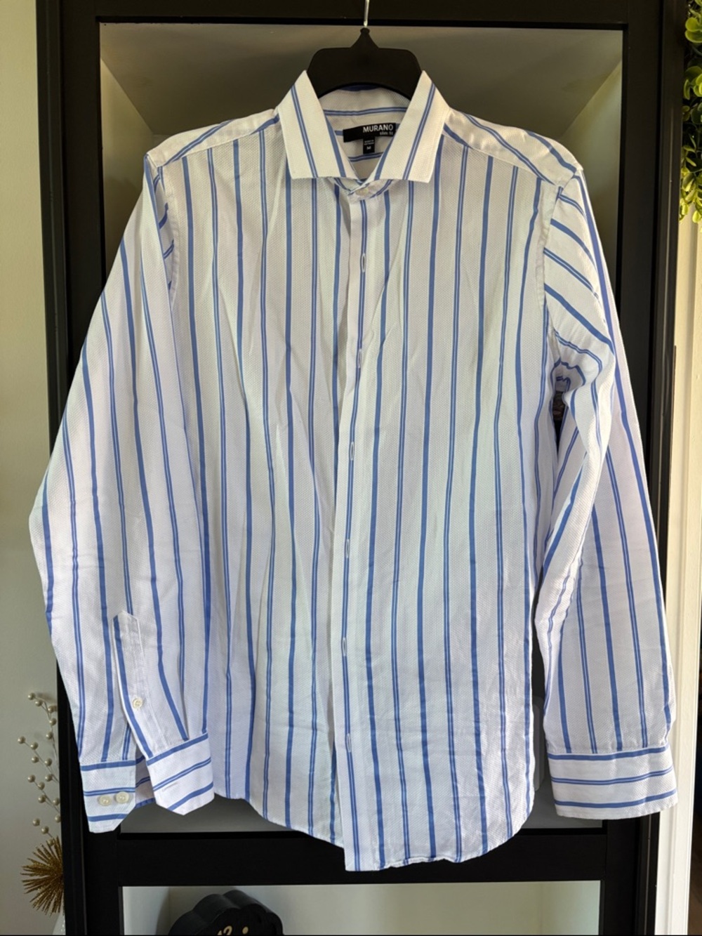 Murano White Shirt with Blue Vertical Stripes - Spread Collar